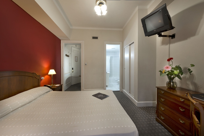 Imagen de la habitación del Hotel Crisol Suites Catalinas. Foto 14