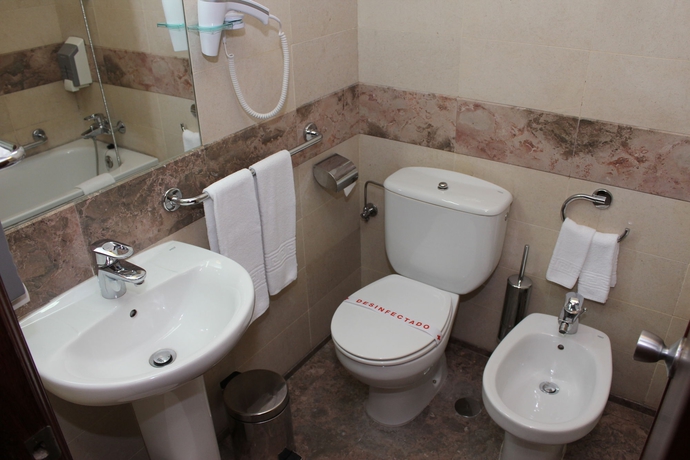 Imagen de la habitación del Hotel Crisol Tres Pastorinhos. Foto 8