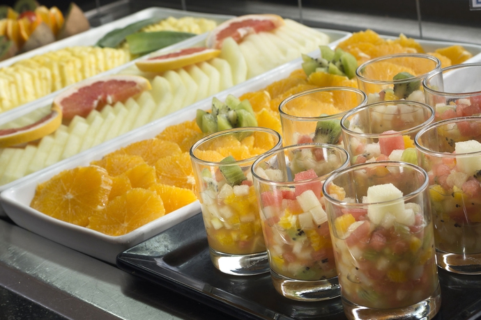 Imagen del bar/restaurante del Hotel Crisol Vía Castellana. Foto 3