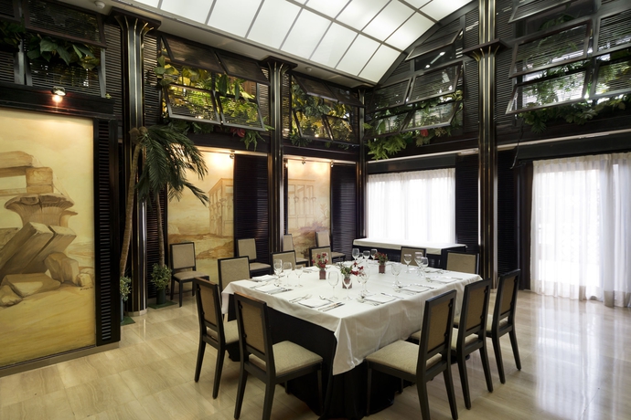 Imagen del bar/restaurante del Hotel Crisol Vía Castellana. Foto 5