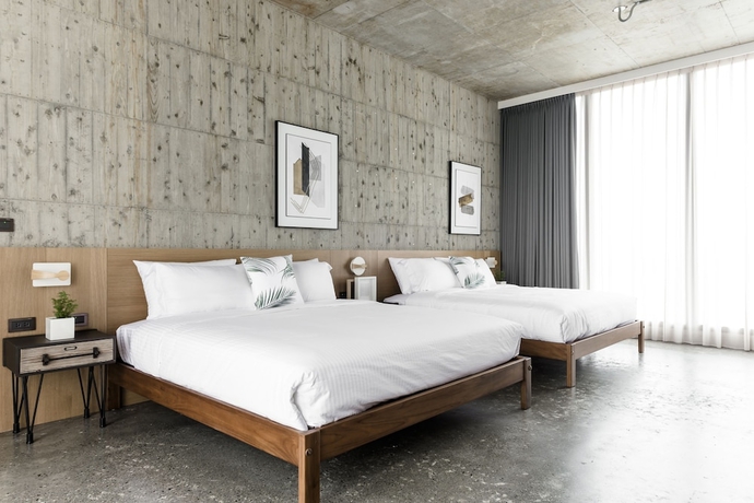 Imagen de la habitación del Hotel CrissCross. Foto 9