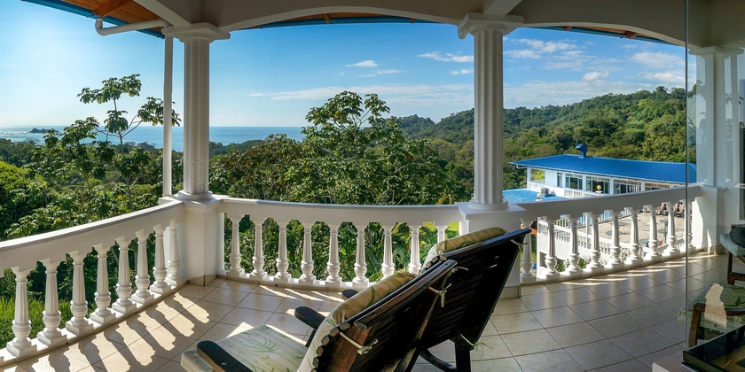 Imagen de los exteriores del Hotel Cristal Ballena Boutique and Spa. Foto 11