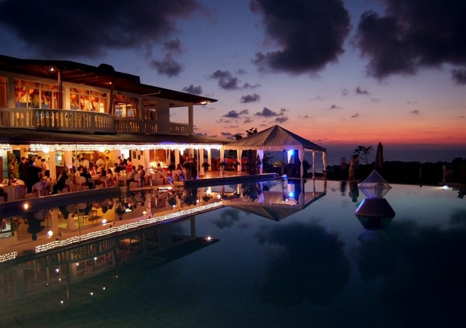 Imagen del bar/restaurante del Hotel Cristal Ballena Boutique and Spa. Foto 4