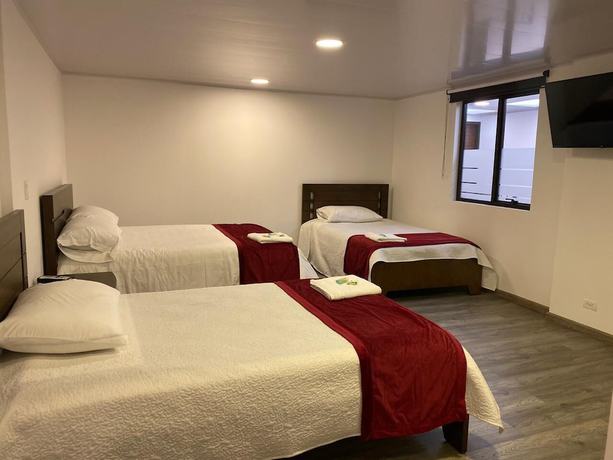 Imagen de la habitación del Hotel Cristal, Bogot&aacute;. Foto 3
