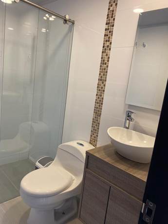 Imagen de la habitación del Hotel Cristal, Bogot&aacute;. Foto 8