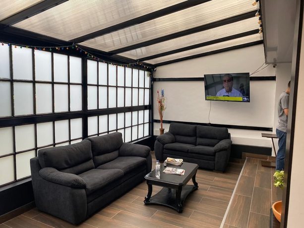 Imagen de la habitación del Hotel Cristal, Bogot&aacute;. Foto 10