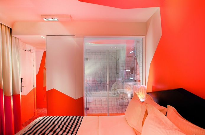 Imagen de la habitación del Hotel Cristal Champs-Elysées. Foto 5