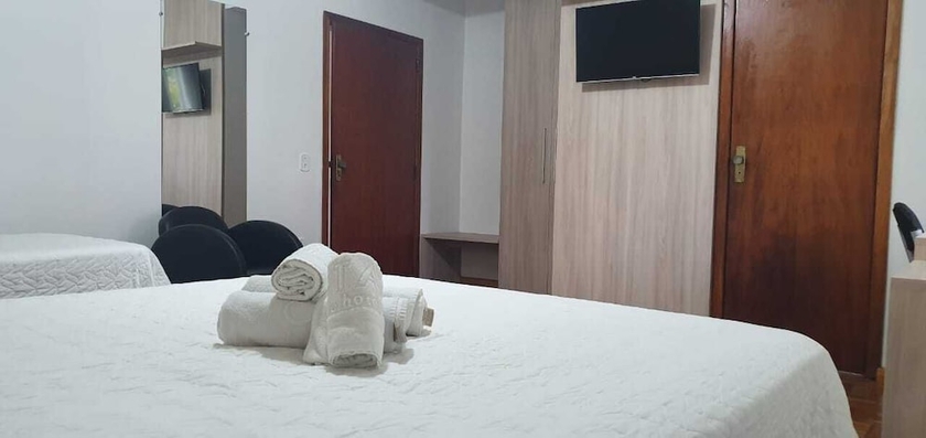 Imagen de la habitación del Hotel Cristal Executive. Foto 5