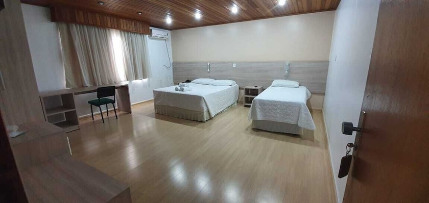 Imagen de la habitación del Hotel Cristal Executive. Foto 6