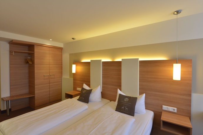 Imagen de la habitación del Hotel Cristal, Munich. Foto 9