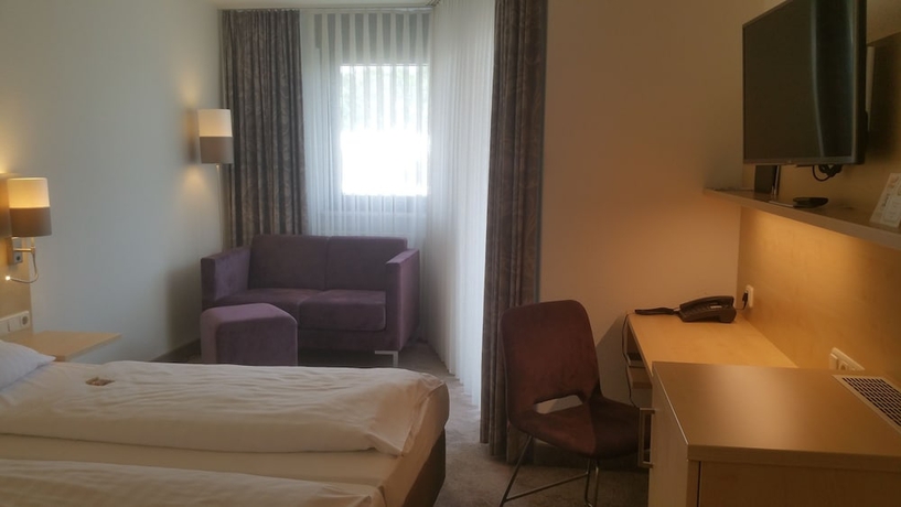 Imagen de la habitación del Hotel Cristal, Nuremberg. Foto 15