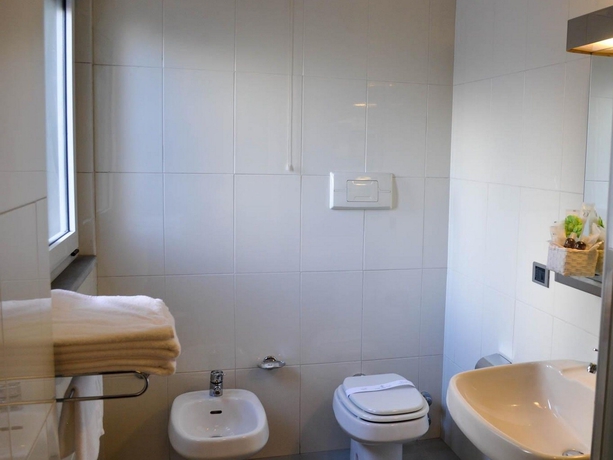 Imagen de la habitación del Hotel Cristal Palace, Andria. Foto 5