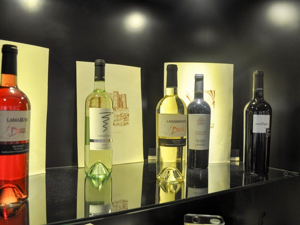 Imagen de los interiores del Hotel Cristal Palace, Andria. Foto 15