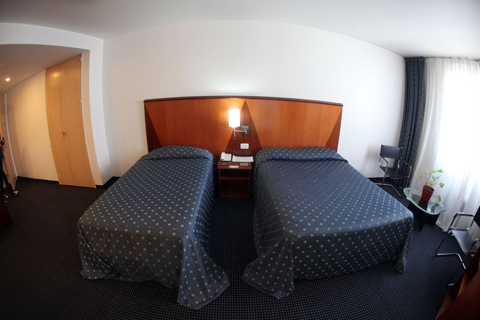 Imagen de la habitación del Hotel Cristal Palace, Buenos Aires. Foto 5