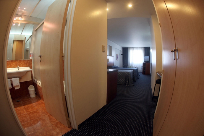 Imagen de la habitación del Hotel Cristal Palace, Buenos Aires. Foto 9