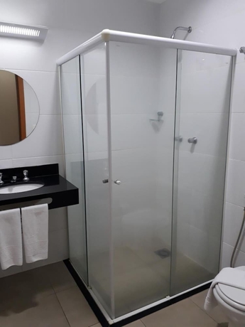 Imagen de la habitación del Hotel Cristal Palace Inn. Foto 15