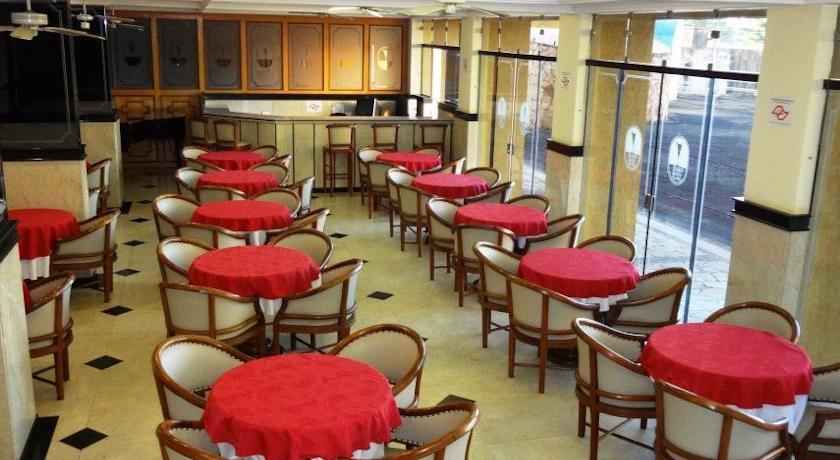 Imagen general del Hotel Cristal Palace, Lins. Foto 5