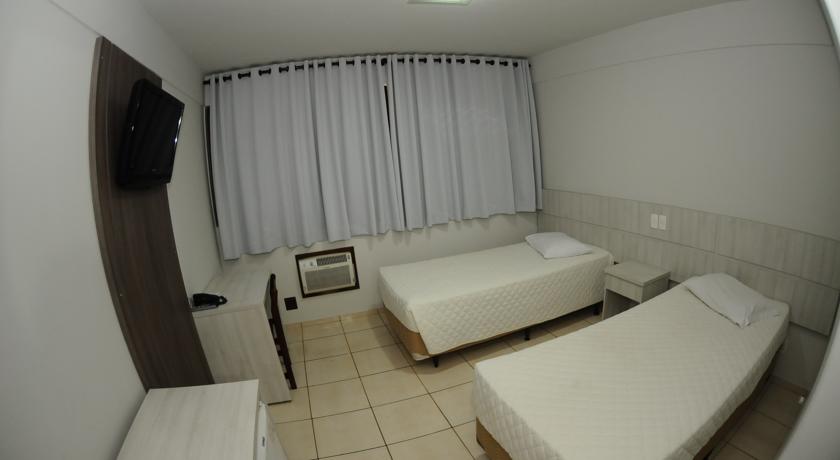 Imagen general del Hotel Cristal Palace, Lins. Foto 11