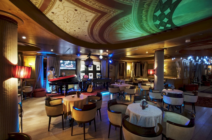 Imagen del bar/restaurante del Hotel Cristal Palace, Madonna di Campiglio. Foto 6
