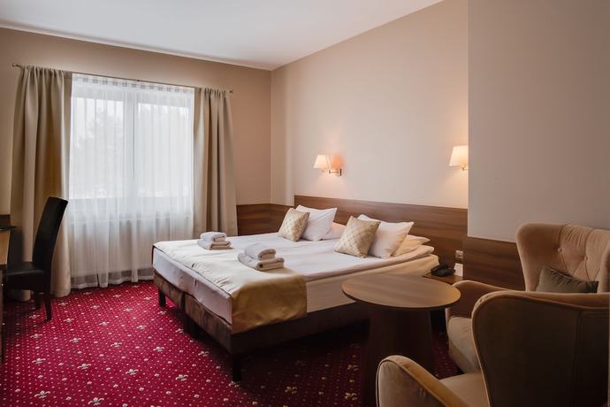 Imagen de la habitación del Hotel Cristal Park, Dabrowa Tarnowska. Foto 9