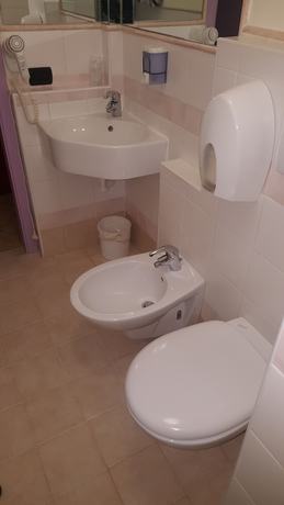 Imagen de la habitación del Hotel Cristal, Sirmione. Foto 6