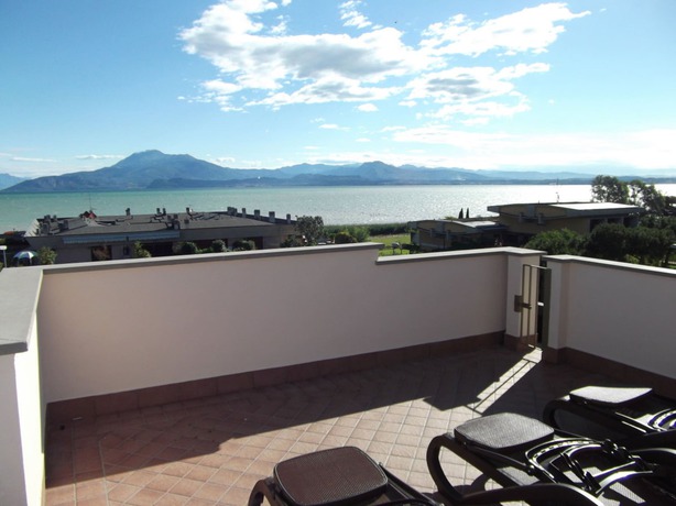 Imagen general del Hotel Cristal, Sirmione. Foto 1