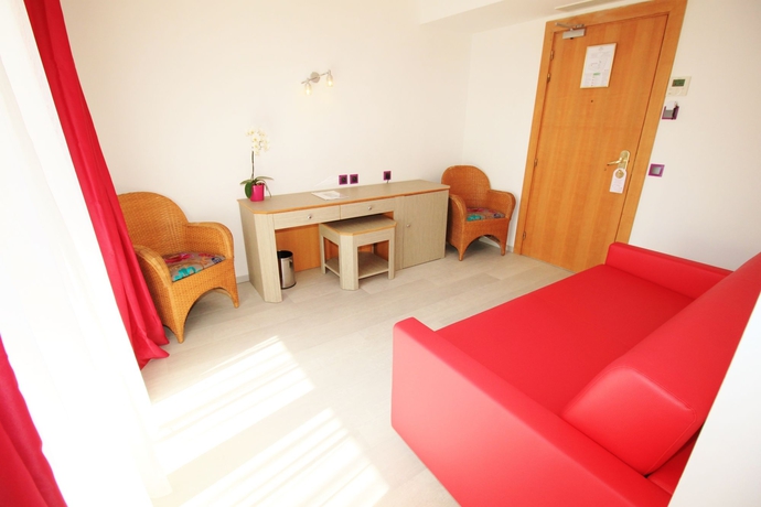 Imagen de los interiores del Hotel Cristal and Spa. Foto 16