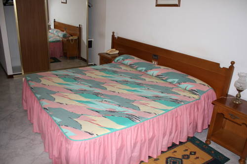 Imagen de la habitación del Hotel Cristaleiro. Foto 13