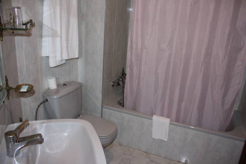 Imagen de la habitación del Hotel Cristaleiro. Foto 14