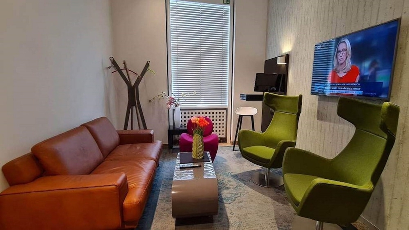 Imagen del bar/restaurante del Hotel Cristall. Foto 3