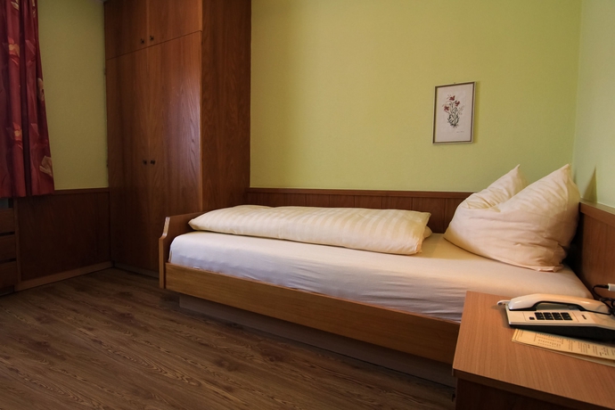 Imagen de la habitación del Hotel Cristallago. Foto 6