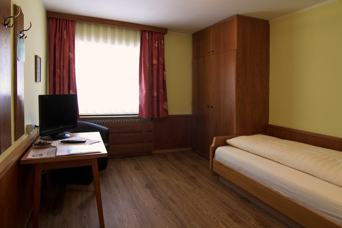 Imagen de la habitación del Hotel Cristallago. Foto 13
