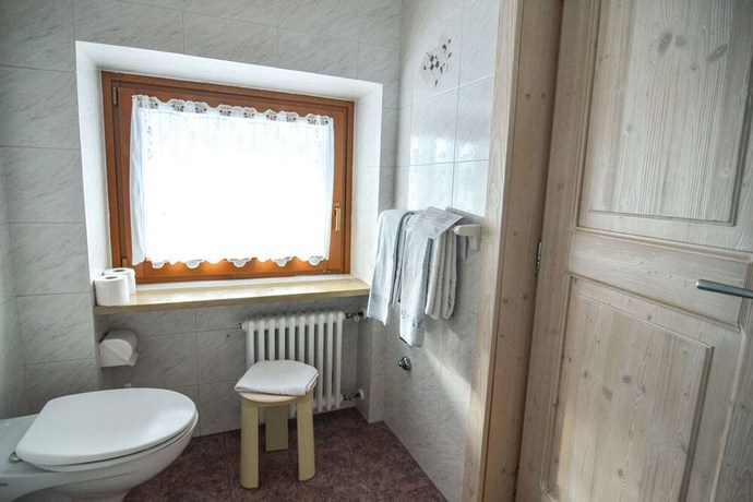 Imagen de la habitación del Hotel Cristallo, Andalo. Foto 5