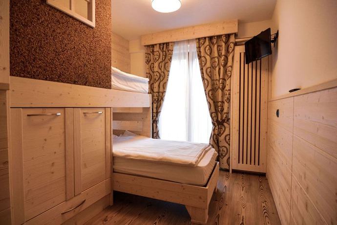 Imagen de la habitación del Hotel Cristallo, Andalo. Foto 9