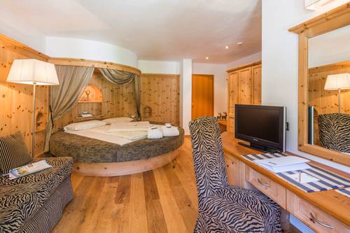 Imagen de la habitación del Hotel Cristallo, Badia. Foto 9