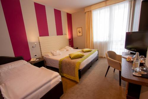 Imagen de la habitación del Hotel Cristallo Club. Foto 5