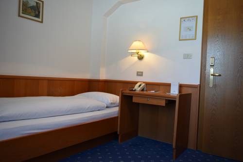 Imagen de la habitación del Hotel Cristallo, Dobbiaco. Foto 9