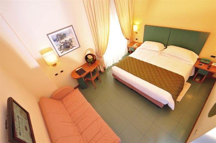 Imagen de la habitación del Hotel Cristallo, Giulianova. Foto 5