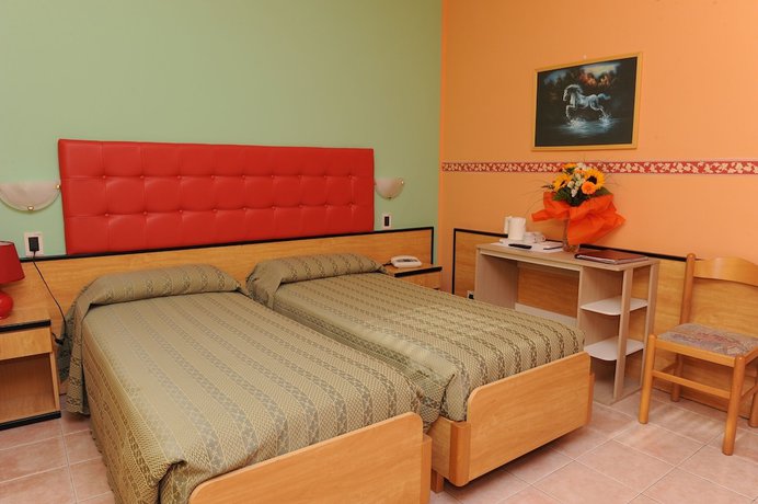 Imagen de la habitación del Hotel Cristallo, Malcesine. Foto 4