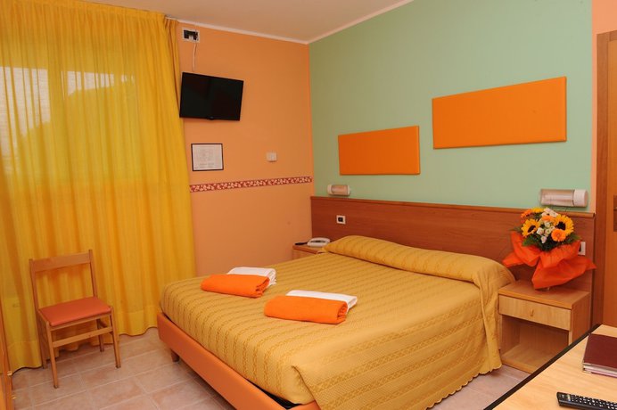 Imagen de la habitación del Hotel Cristallo, Malcesine. Foto 9