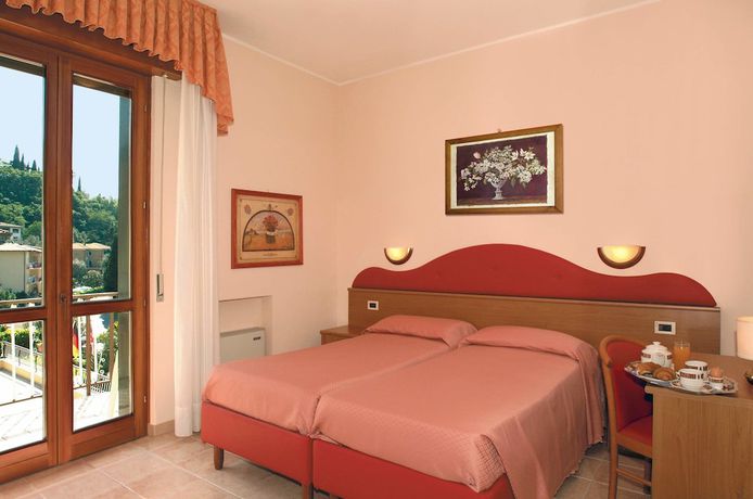 Imagen de la habitación del Hotel Cristallo, Malcesine. Foto 11