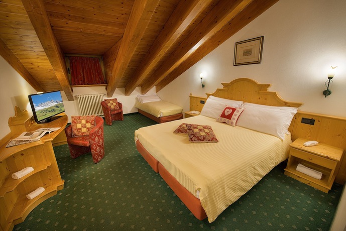 Imagen de la habitación del Hotel Cristallo, Moena - Alpe Lusia. Foto 16