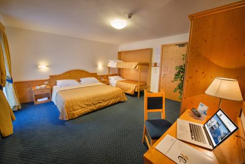 Imagen de la habitación del Hotel Cristallo, Peio. Foto 9