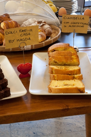 Imagen del bar/restaurante del Hotel Cristallo, Rimini. Foto 4