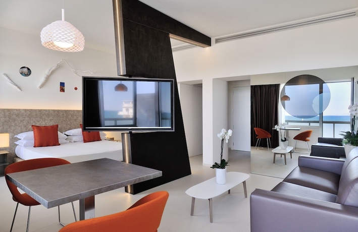 Imagen de la habitación del Hotel Cristallo, Senigallia. Foto 16