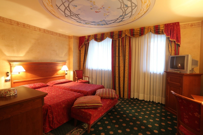 Imagen de la habitación del Hotel Cristallo, Sestriere. Foto 11