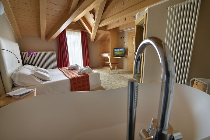 Imagen de la habitación del Hotel Cristallo, Teola. Foto 2