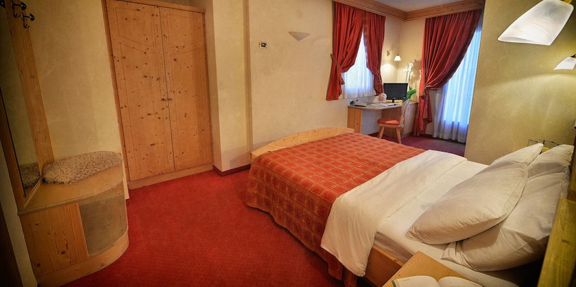 Imagen de la habitación del Hotel Cristallo, Teola. Foto 10