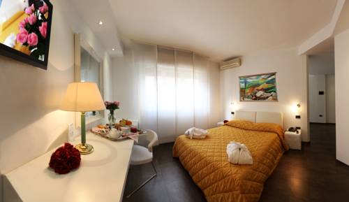 Imagen de la habitación del Hotel Cristallo, Udine. Foto 9