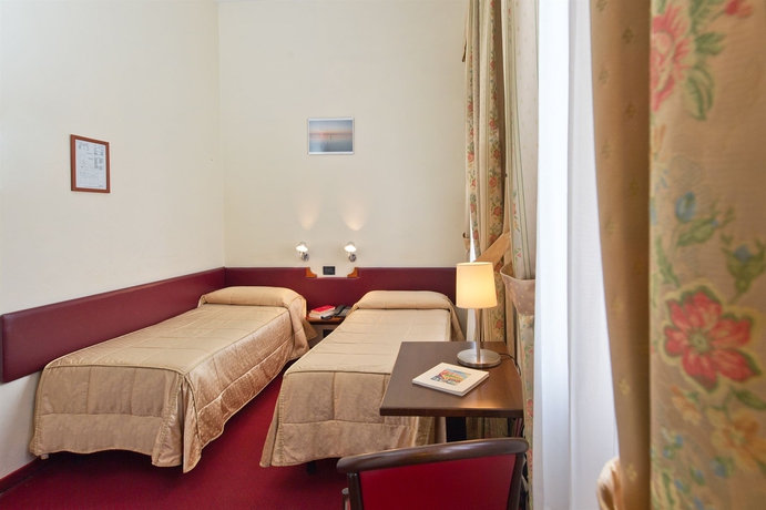 Imagen de la habitación del Hotel Cristallo, Venecia. Foto 4